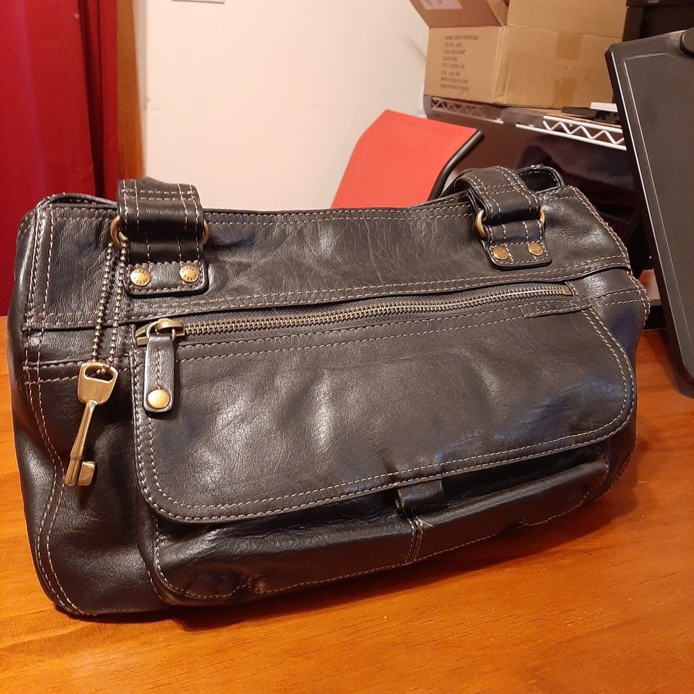 Black Leather Fossil Satchel Bag - Gently Used - Looks Brand New - Picture 3 of 9